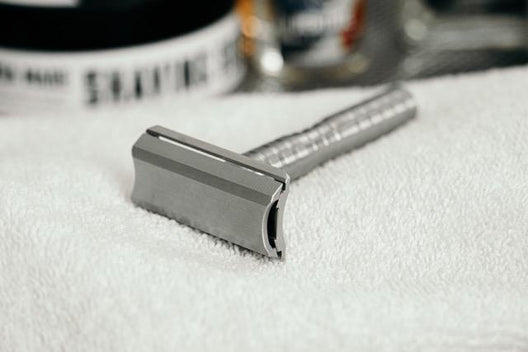 Yates Precision Manufacturing | Winning Stainless Steel Safety Razor