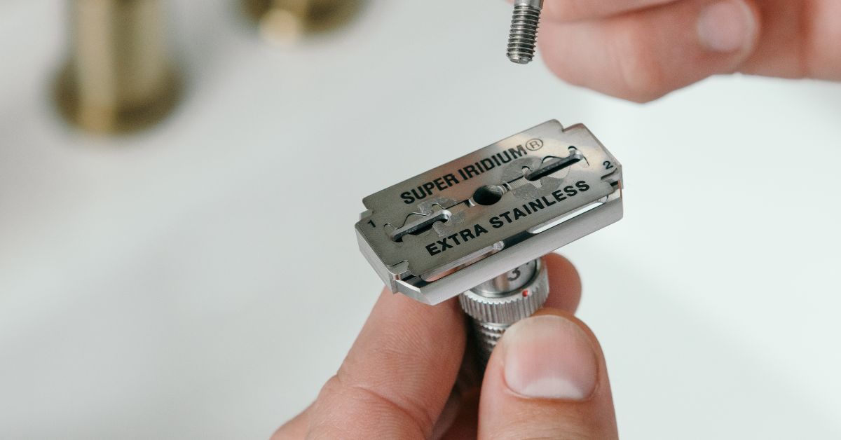 Restoring Vintage Shaving Razors: What You Need To Know